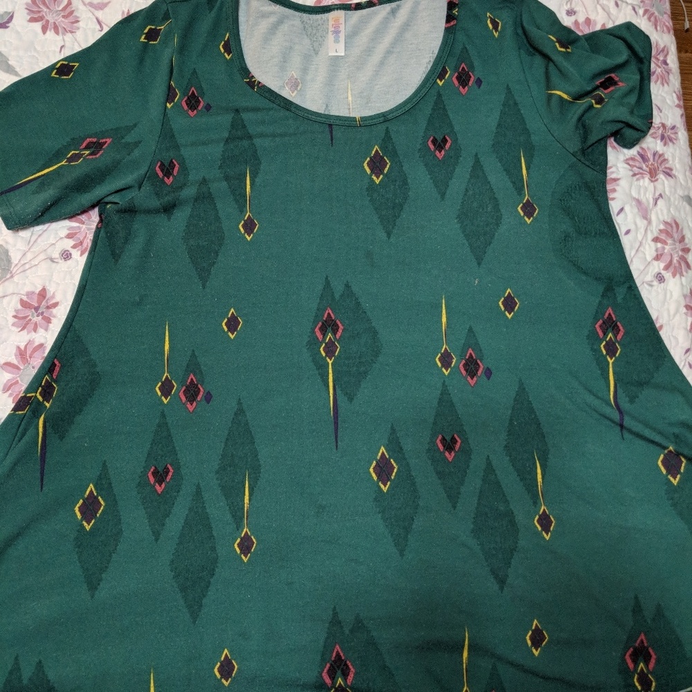 Lularoe Perfect Tee